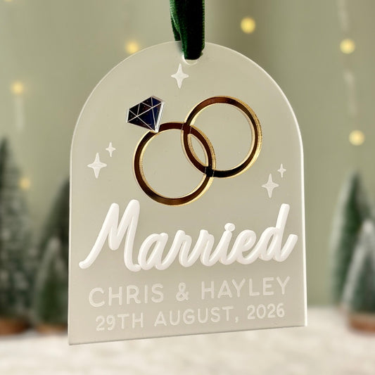 Married Personalised Ornament