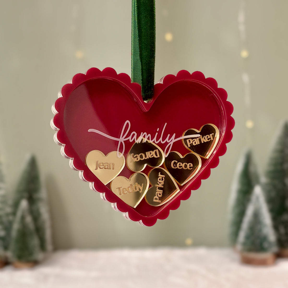 Scalloped Heart Shaker Bauble