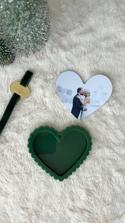 Scalloped Heart Photo Decoration