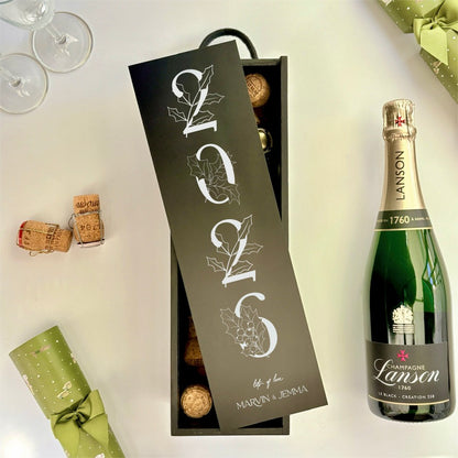 Christmas Wine Box Holly Tree Date