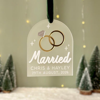 Married Personalised Ornament