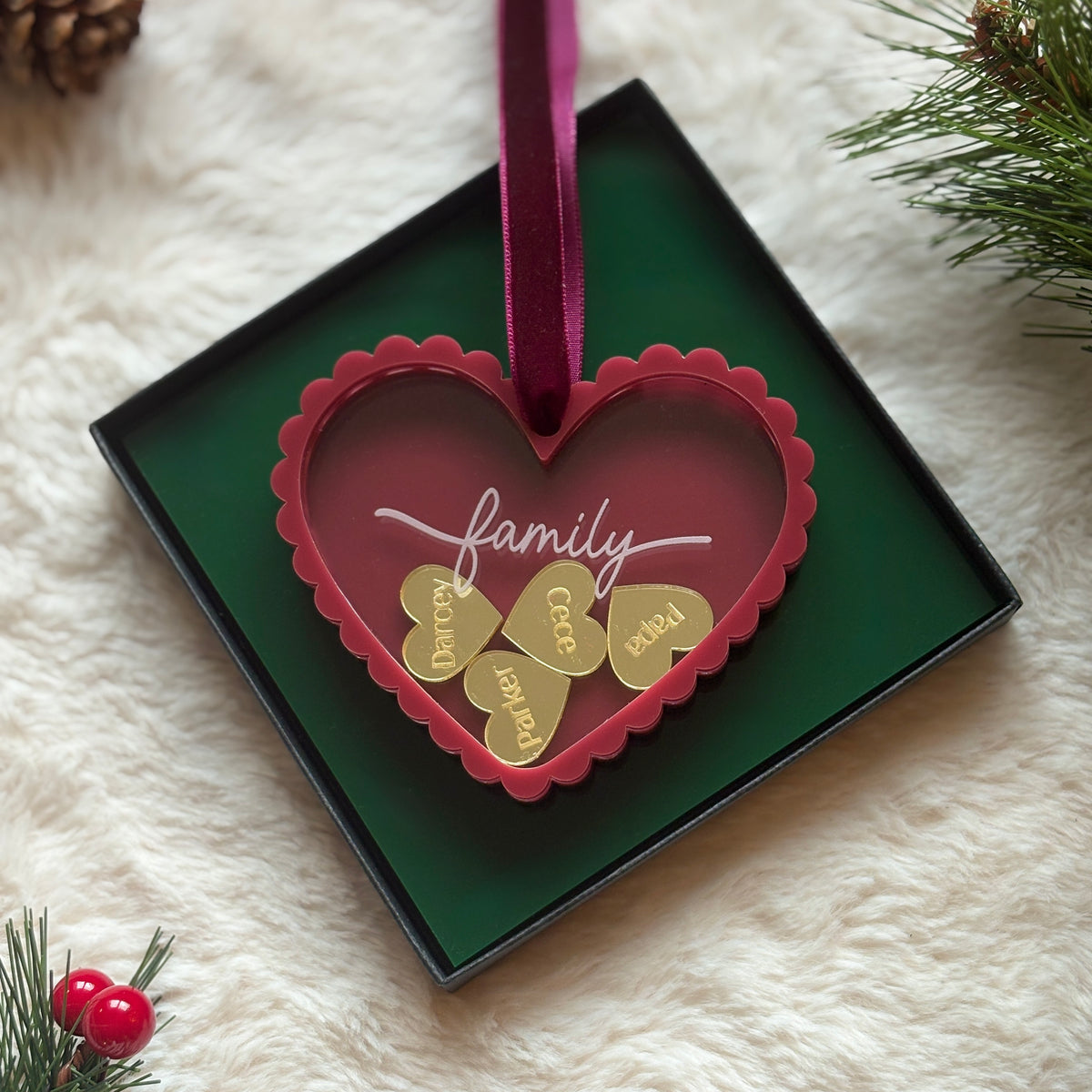 Scalloped Heart Shaker Bauble